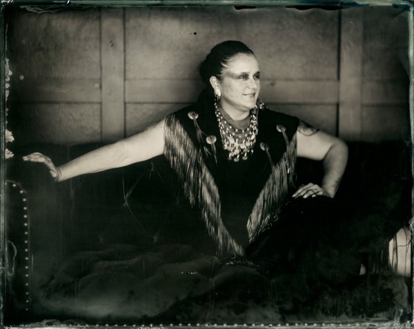 sunandsilver-31-Portraits-27-Nov-2025-2025103 sunandsilver-31-Portraits-27-Nov-2025-2025103