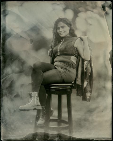 sunandsilver-goth-steam-Retzer-Oct-04-2025-10001 sunandsilver-goth-steam-Retzer-Oct-04-2025-10001