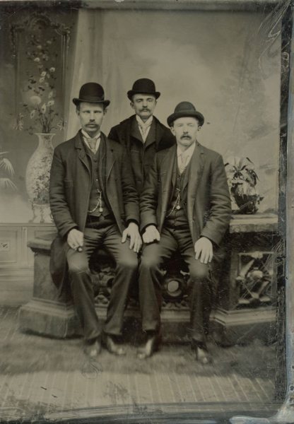 sunandsilver-guys-in-bowler-hats-tintype-2023-12-06-008 sunandsilver-guys-in-bowler-hats-tintype-2023-12-06-008