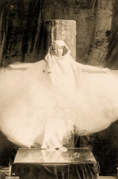 falk-loie-fuller-1896 falk-loie-fuller-1896