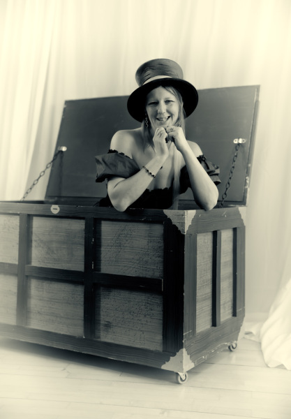 sunandsilver-Vintage_Amber_at_Ember-Feb-2026-103 sunandsilver-Vintage_Amber_at_Ember-Feb-2026-103