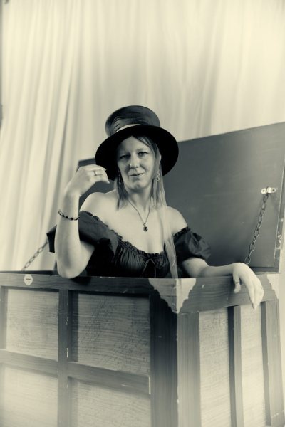 sunandsilver-Vintage_Amber_at_Ember-Feb-2026-105 sunandsilver-Vintage_Amber_at_Ember-Feb-2026-105