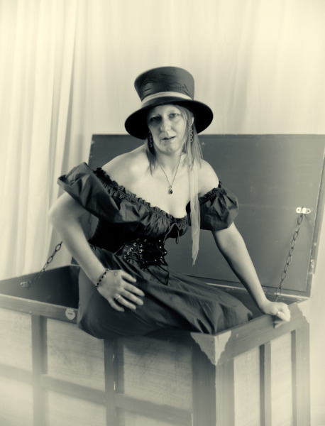 sunandsilver-Vintage_Amber_at_Ember-Feb-2026-120 sunandsilver-Vintage_Amber_at_Ember-Feb-2026-120